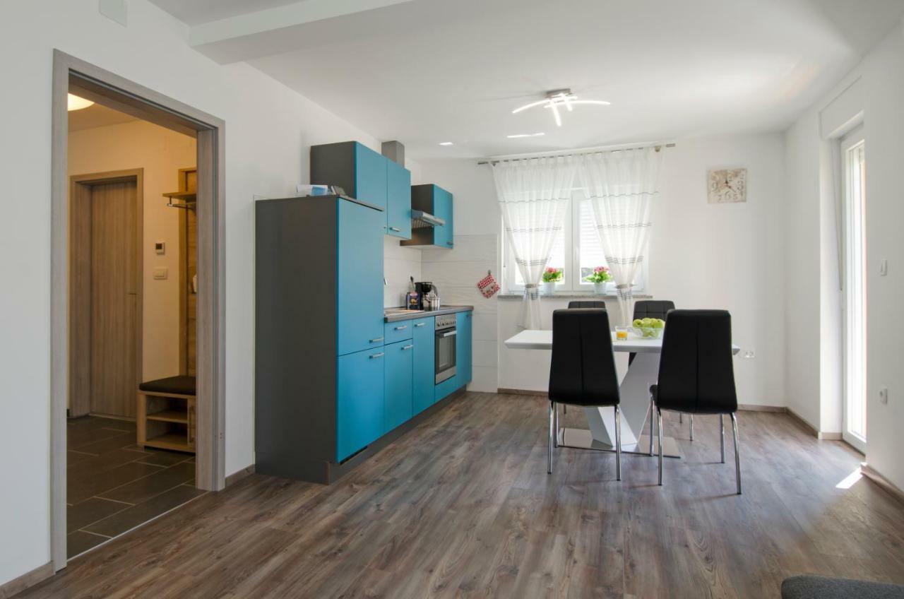 Apartment Pula R&D ภายนอก รูปภาพ